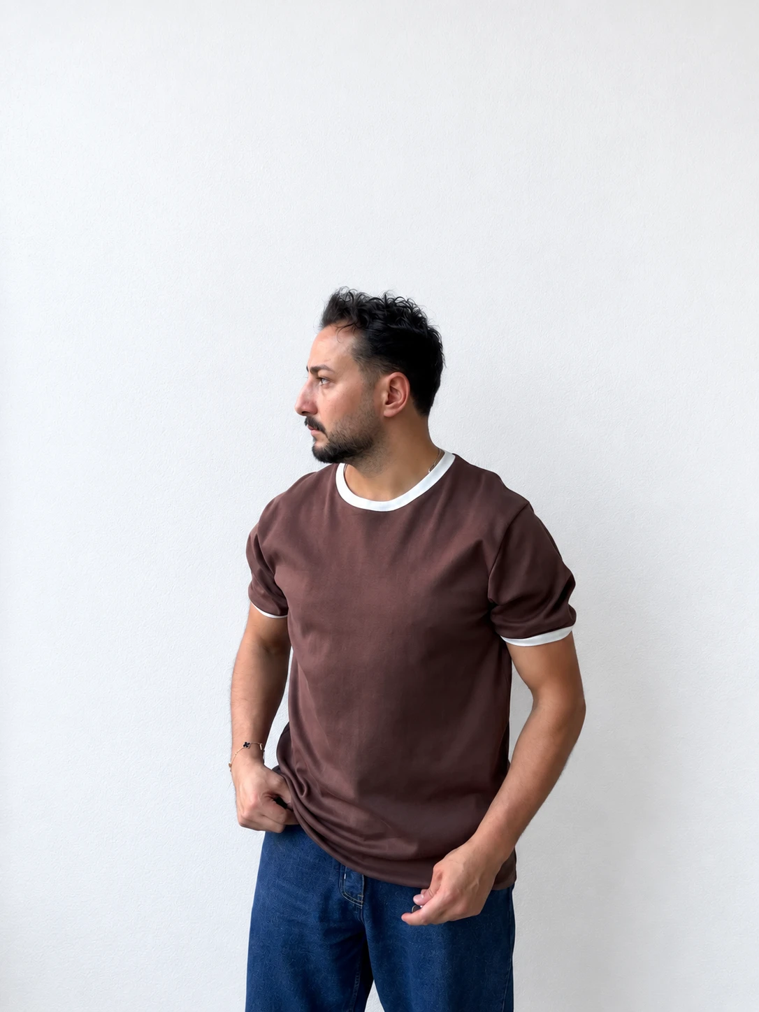 Cool ve Rahat: Kahverengi Ringer T-Shirt | Vibe